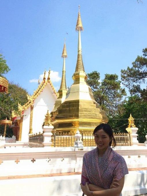 image0000 Lin at a temple in Chiang Mai